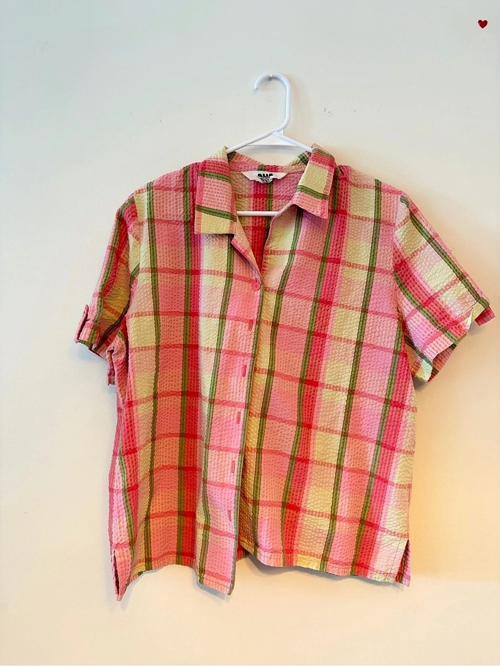 ALIA Plaid Short Sleeve Shirt in Pink & Green Size Medium